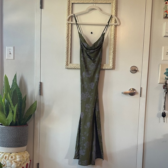 CIDER | Green Floral Cowl Neck Split Midi Dress - Picture 3 of 15